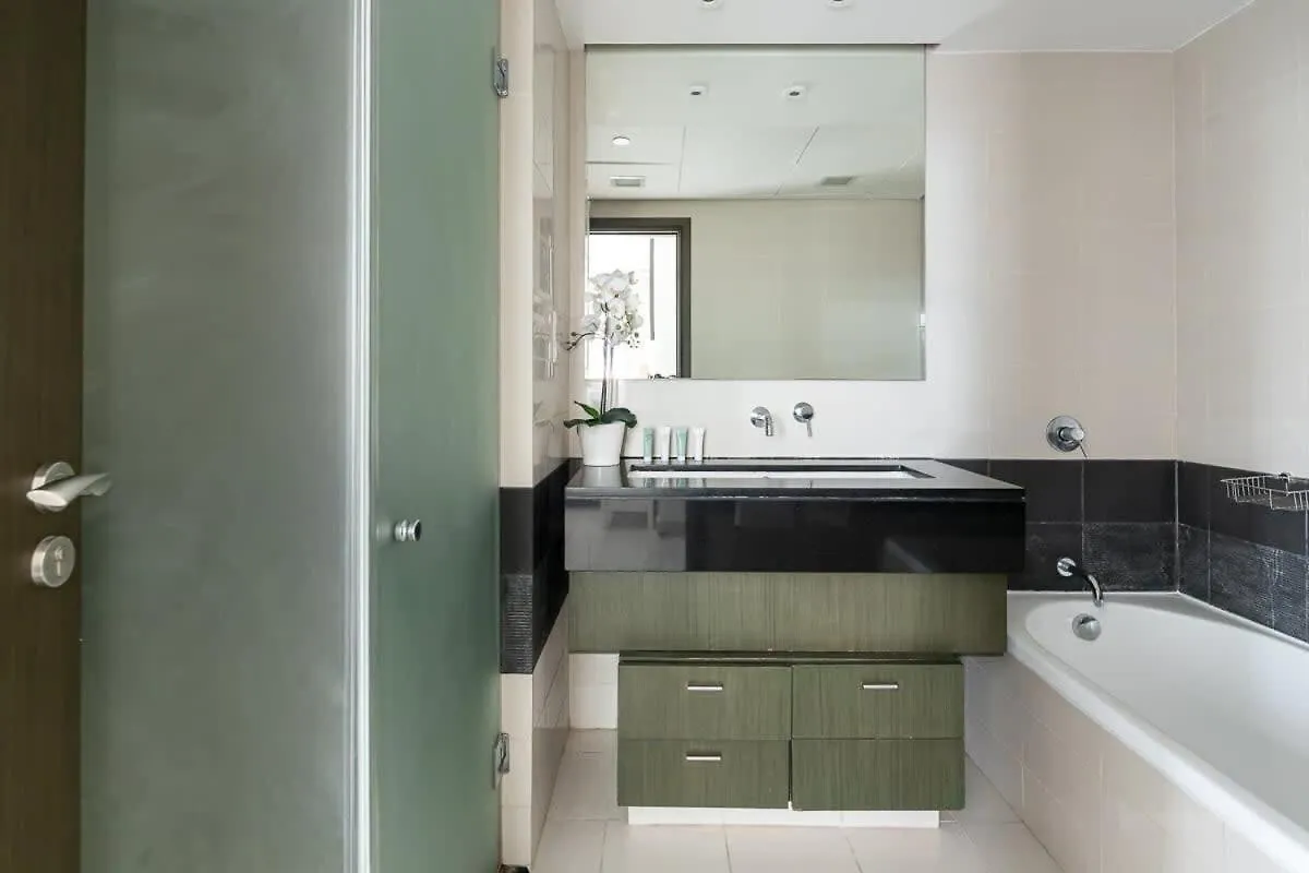 Apartment Frank Porter - The Lofts Dubai