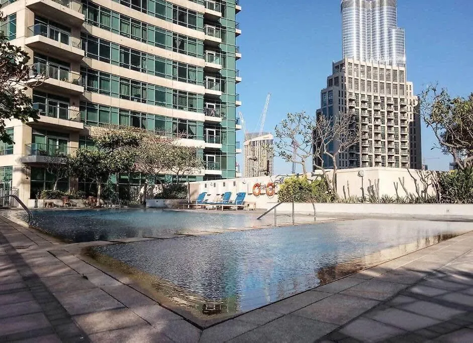 Frank Porter - The Lofts Dubai 0*,  United Arab Emirates